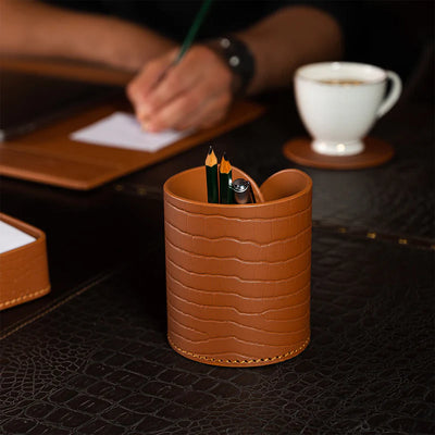 Pen Holder